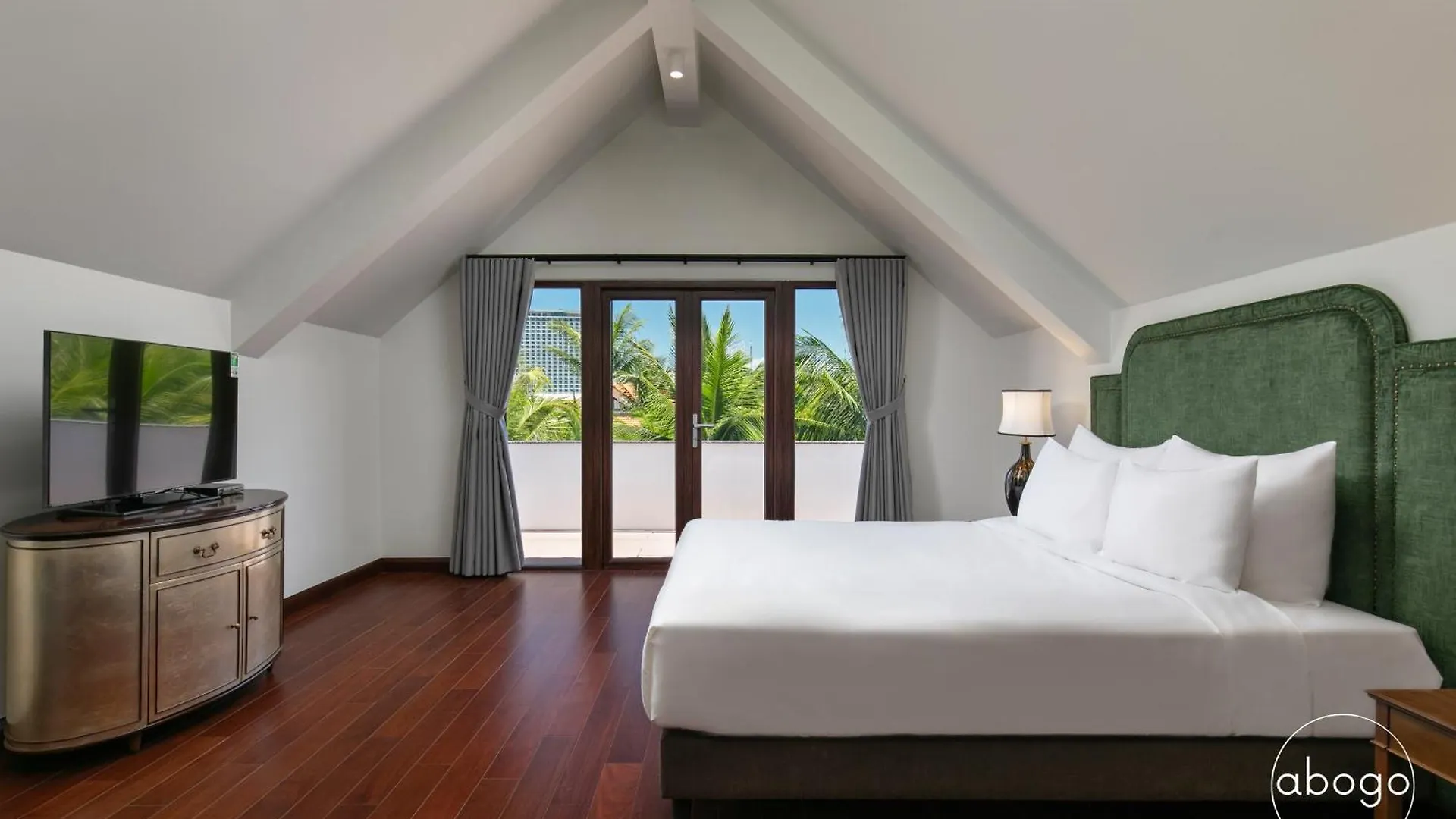 Purama Villas Resort Beachfront Da Nang