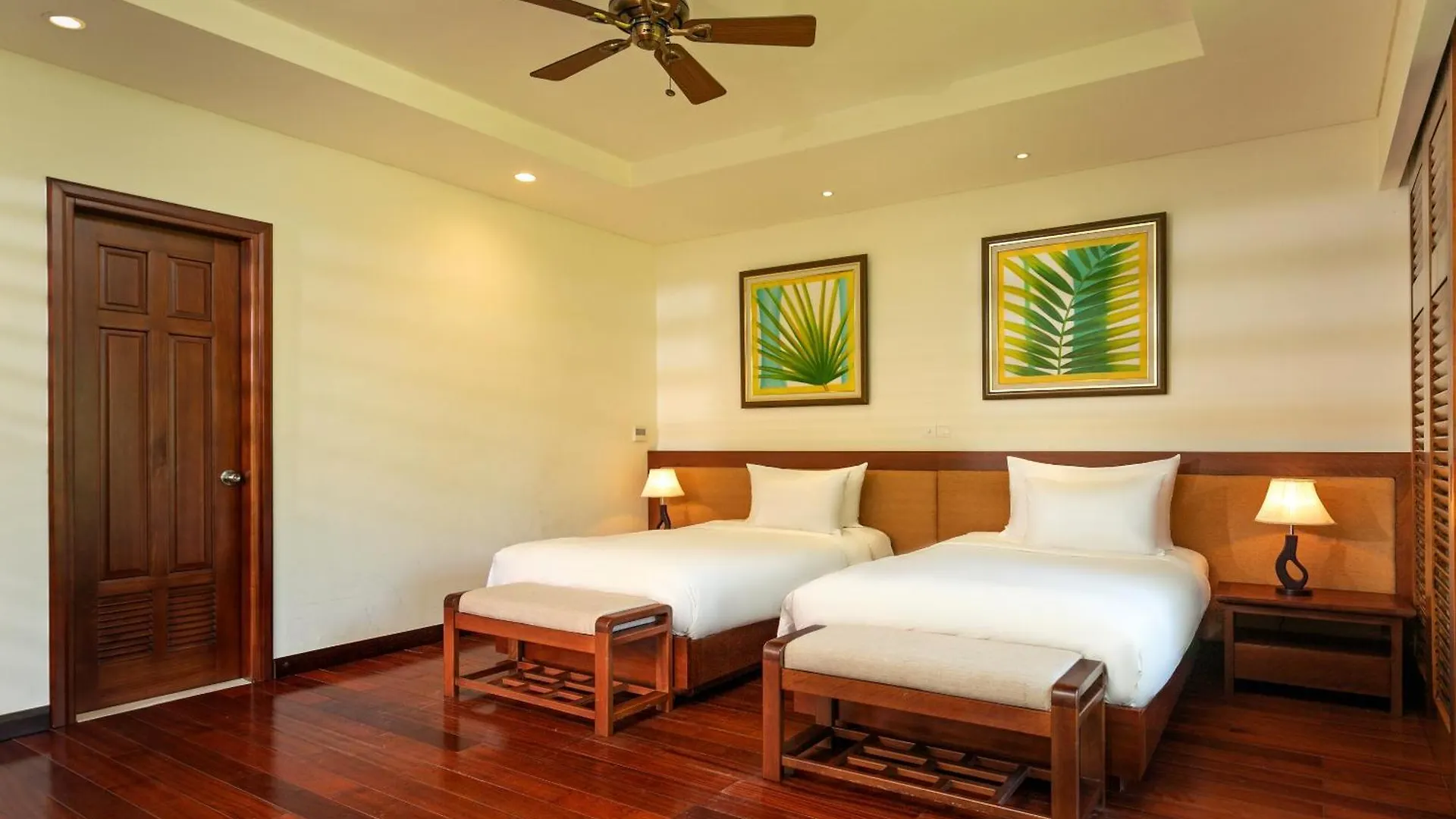 Purama Villas Resort Beachfront Da Nang Vietnam