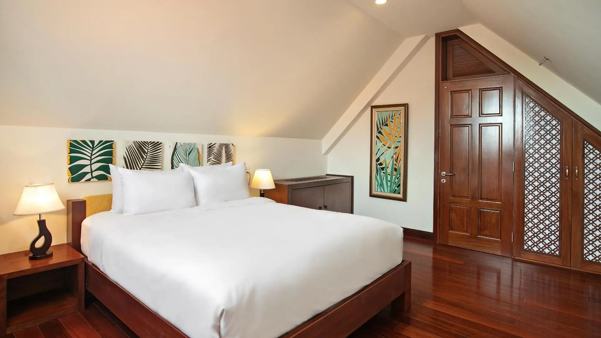 Purama Villas Resort Beachfront Da Nang