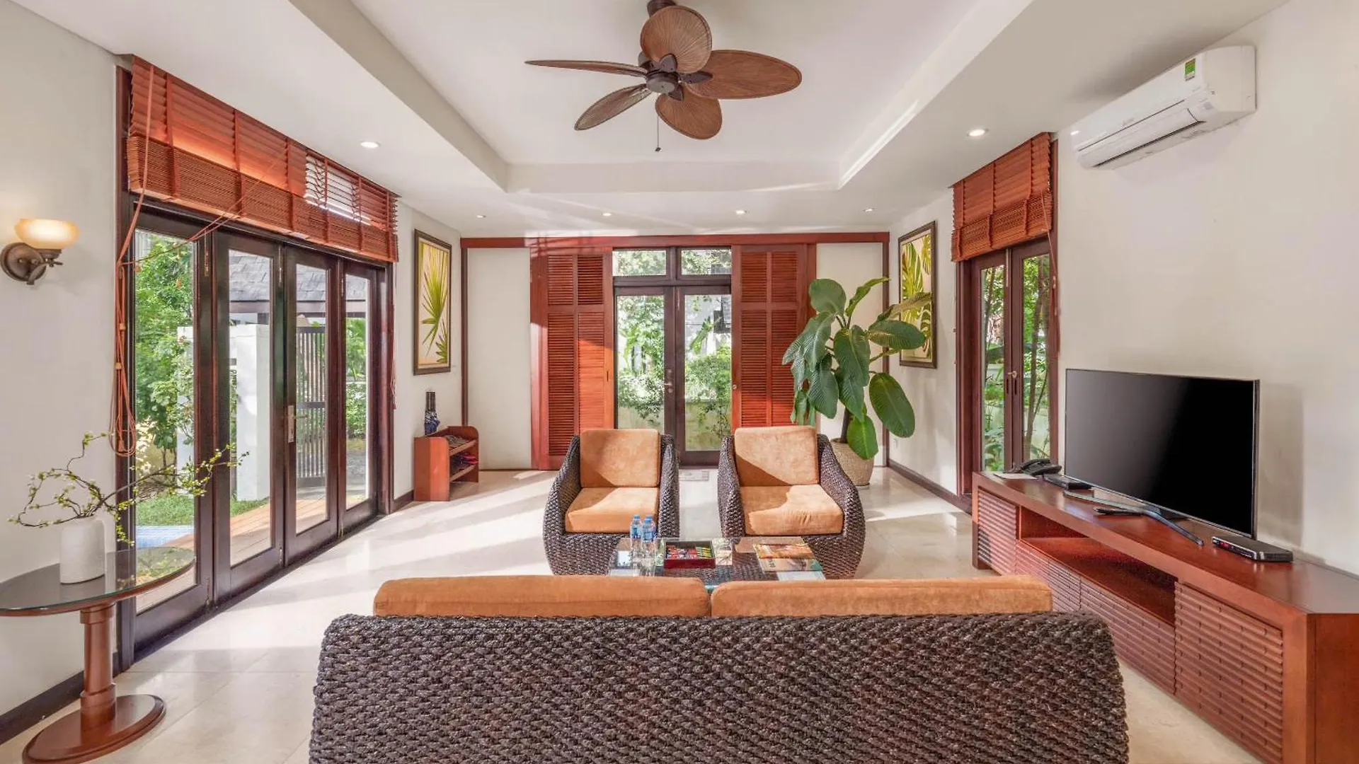 Purama Villas Resort Beachfront Da Nang 0*,