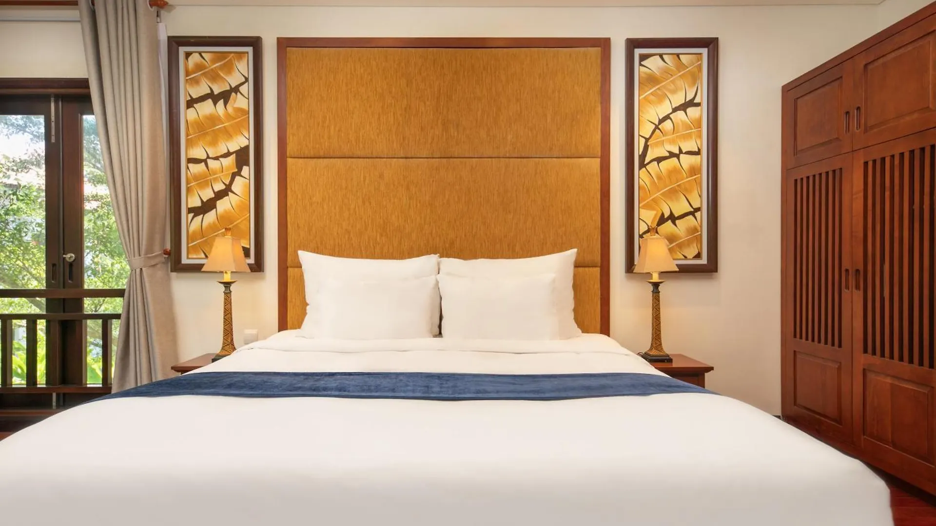 Purama Villas Resort Beachfront Da Nang Vietnam