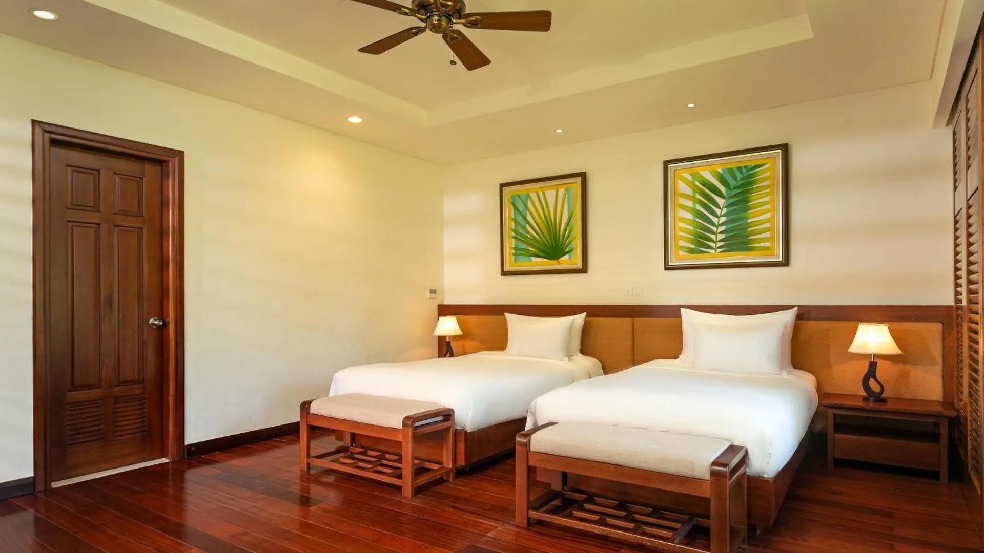 Purama Villas Resort Beachfront Da Nang